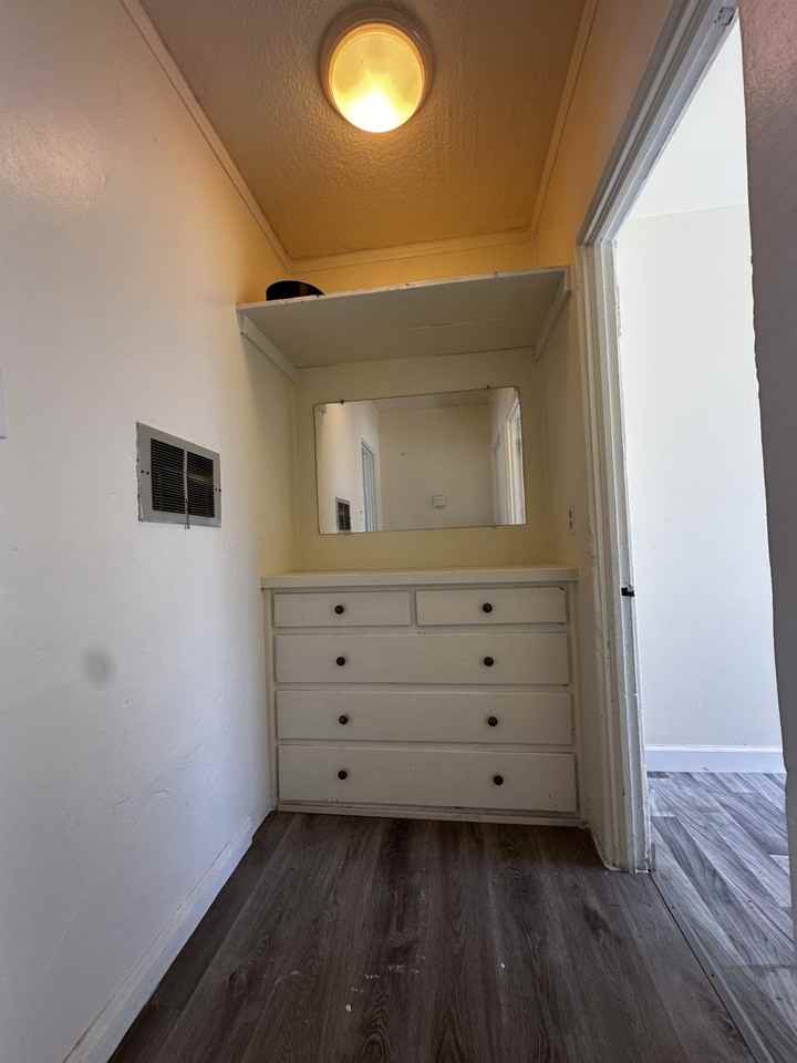 2032 2032 92nd Ave - 20362034 92nd Ave2036 92nd Ave #2036 - Photo 7 of 12