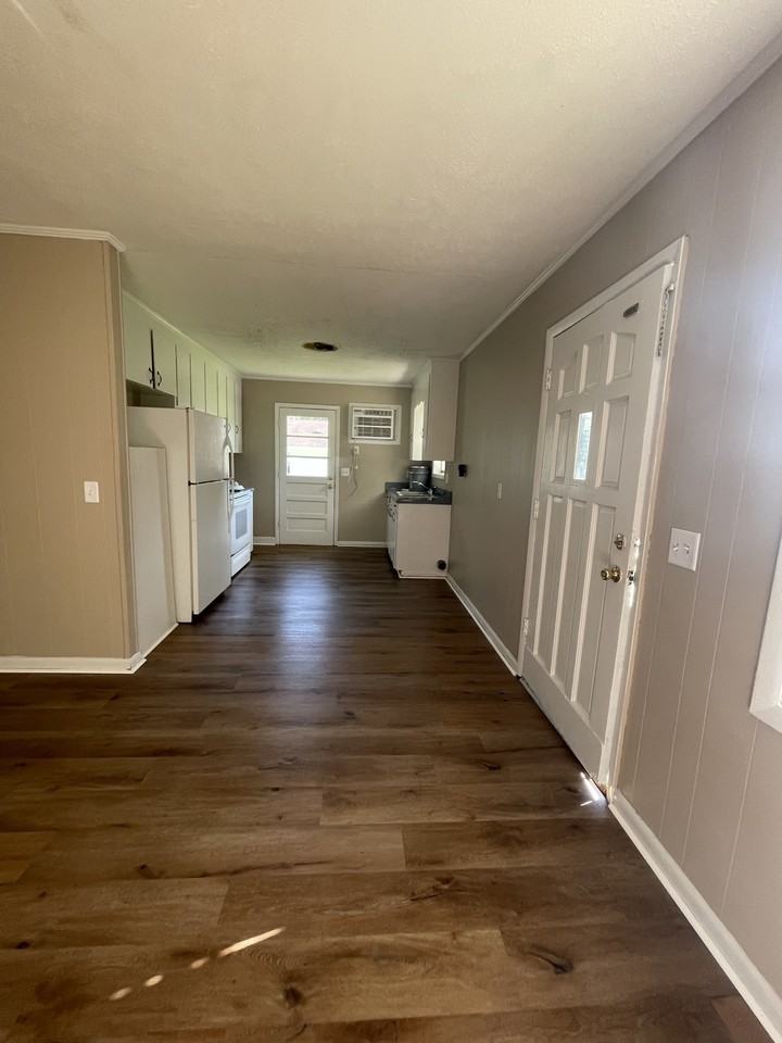 206 Nita Drive #206B - Photo 3 of 6