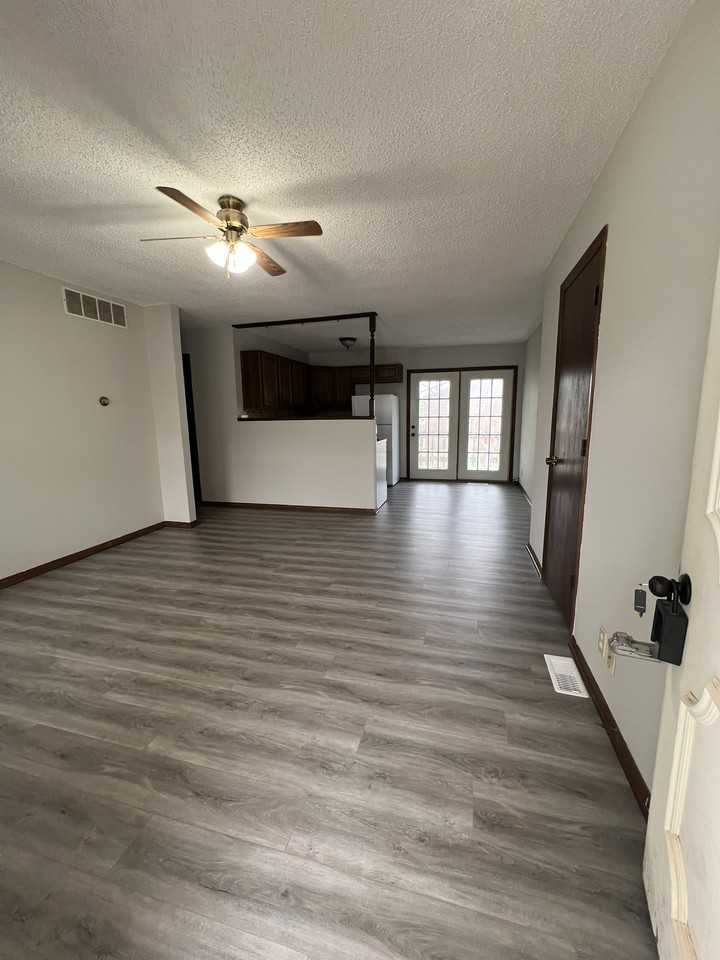 105 North 3rd Street #1 - Photo 2 of 7