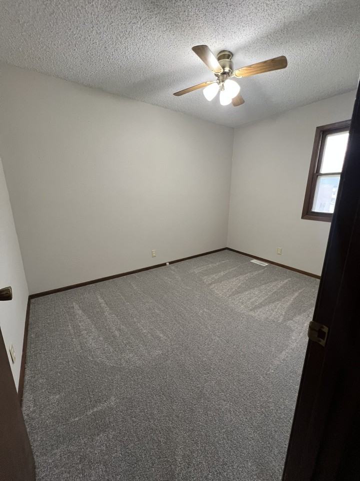 105 North 3rd Street #1 - Photo 6 of 7