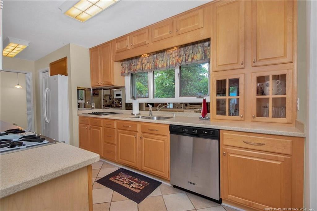 3305 Hutton Pl #1 - Photo 7 of 32