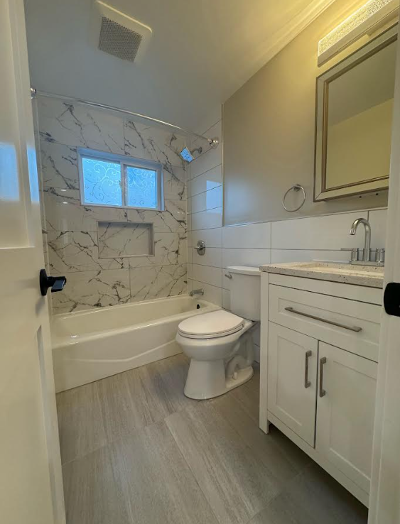 1725 North Gardiner Drive #18A - Photo 7 of 8