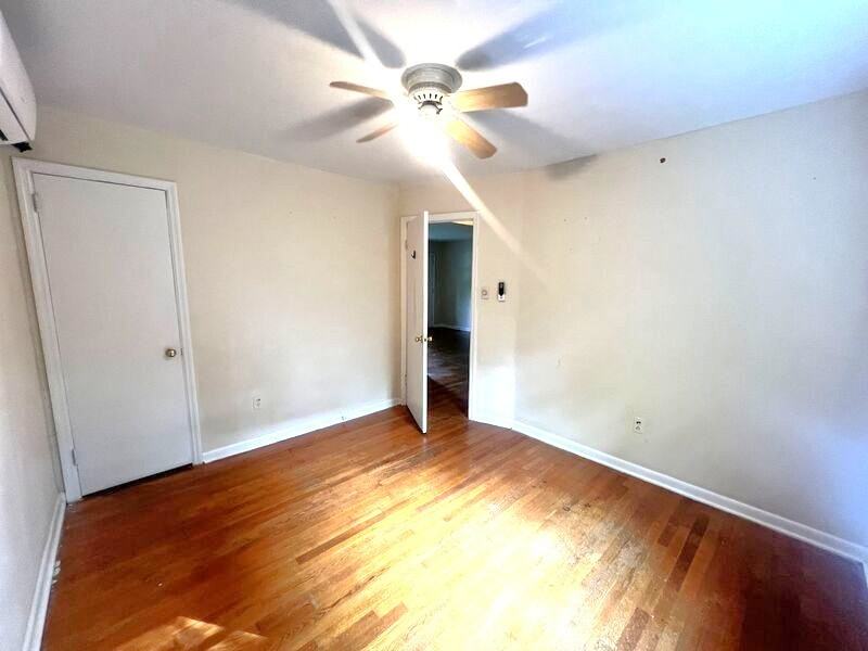 408 Dobson St #B - Photo 5 of 6