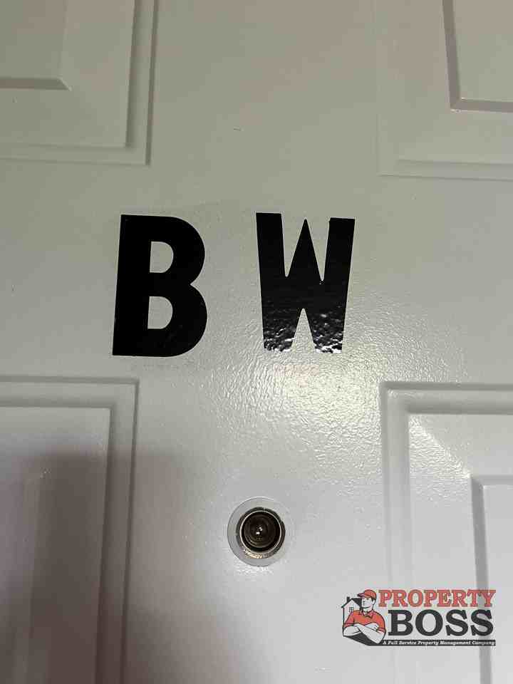 816 Pennsylvania St #1 - Photo 3 of 8