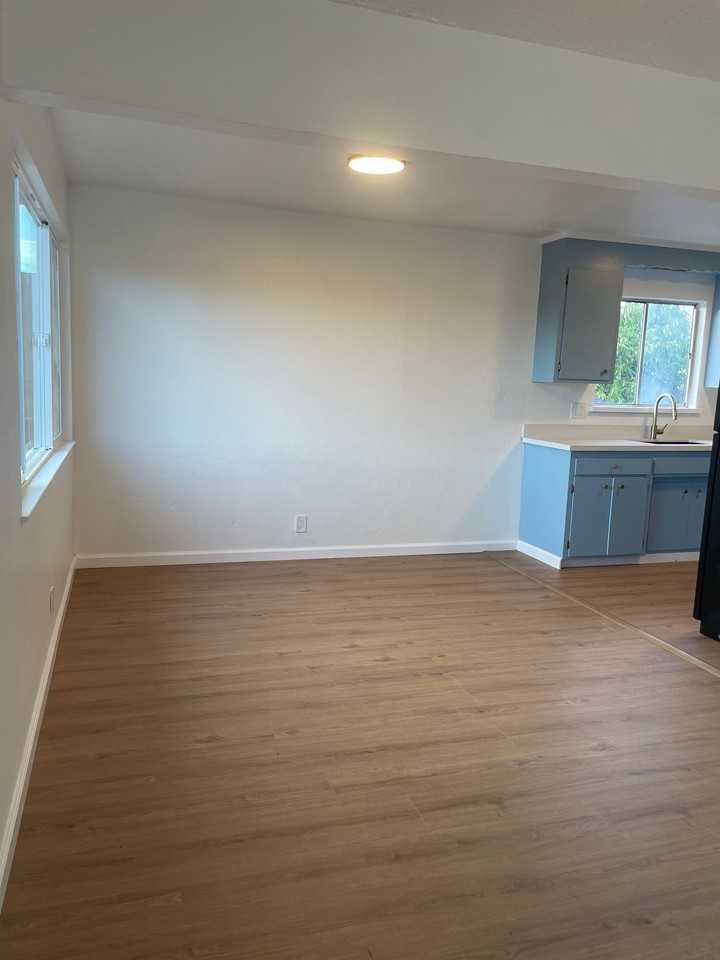 2920 Georgia Street #C - Photo 5 of 22