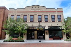 featured image of 244 E Park Ave #204