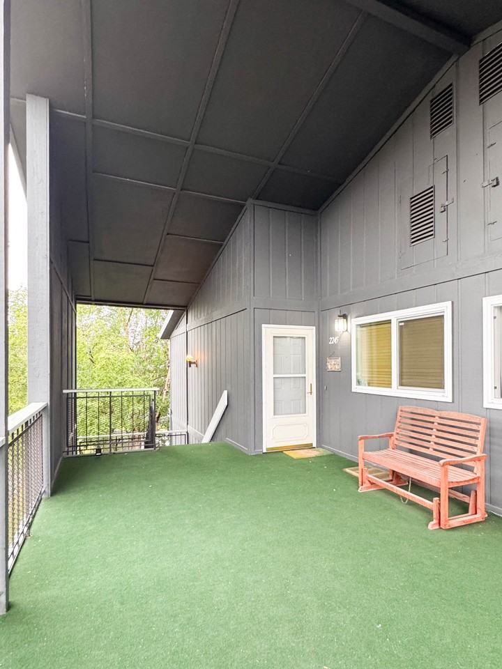 2245 Minerva Way #1 - Photo 5 of 30