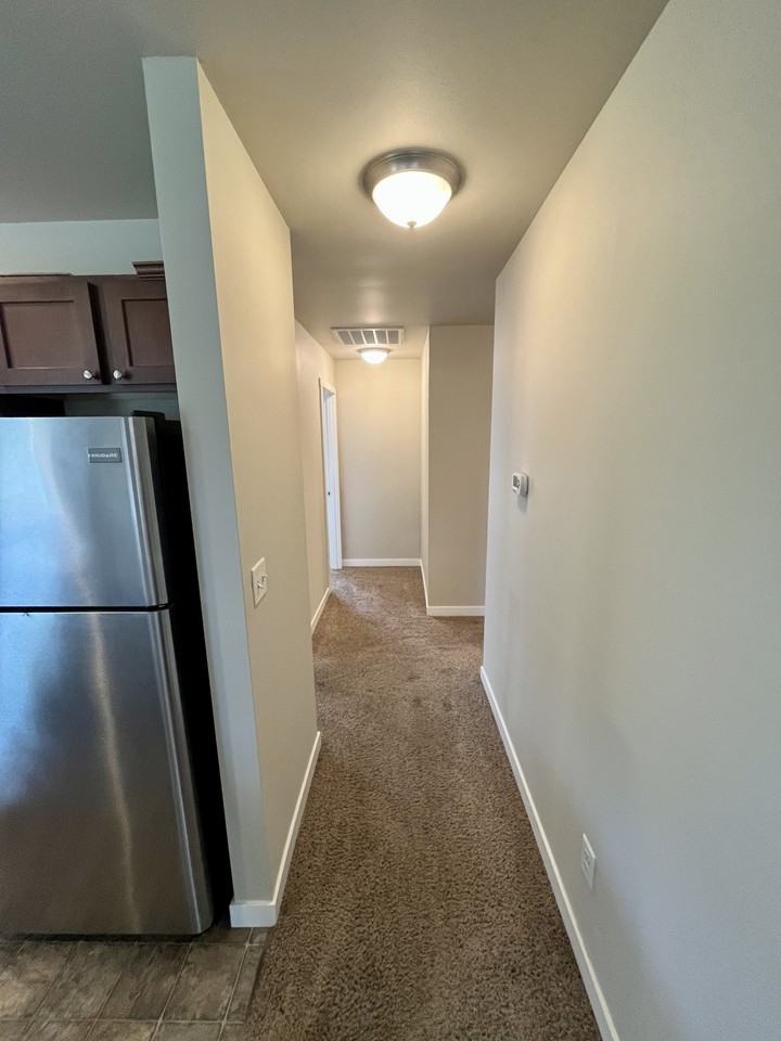 1032 Cherry St #1 - Photo 7 of 23