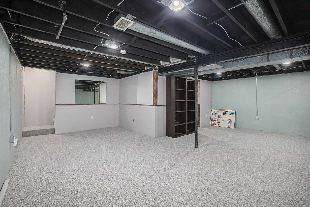 13346 Lake Point Blvd #1 - Photo 7 of 19