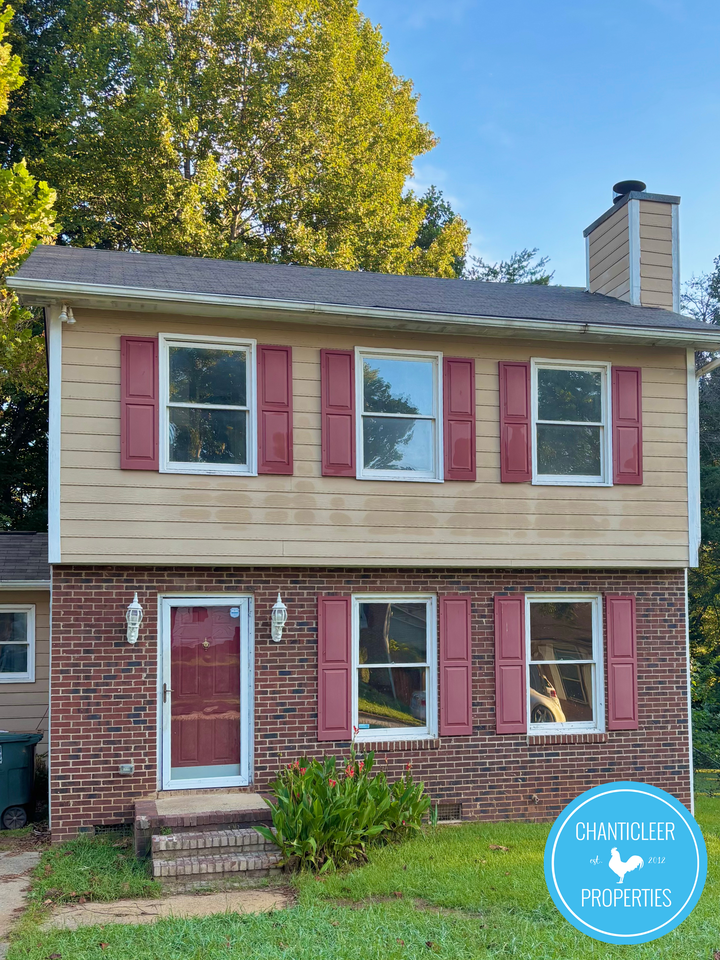 6 Lord Foxley Ct #1 - Photo 2 of 17