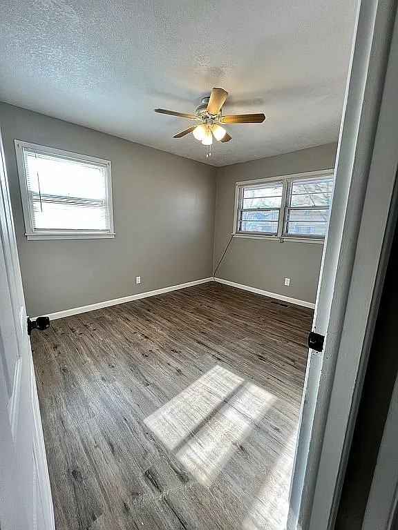 1416 Hartford Rd #1 - Photo 6 of 13