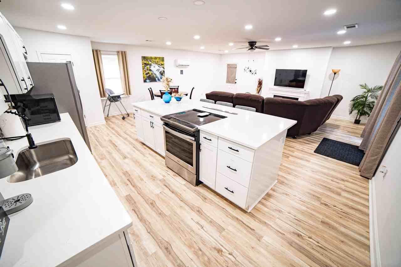 369 Crane Drive #1 - Photo 2 of 16