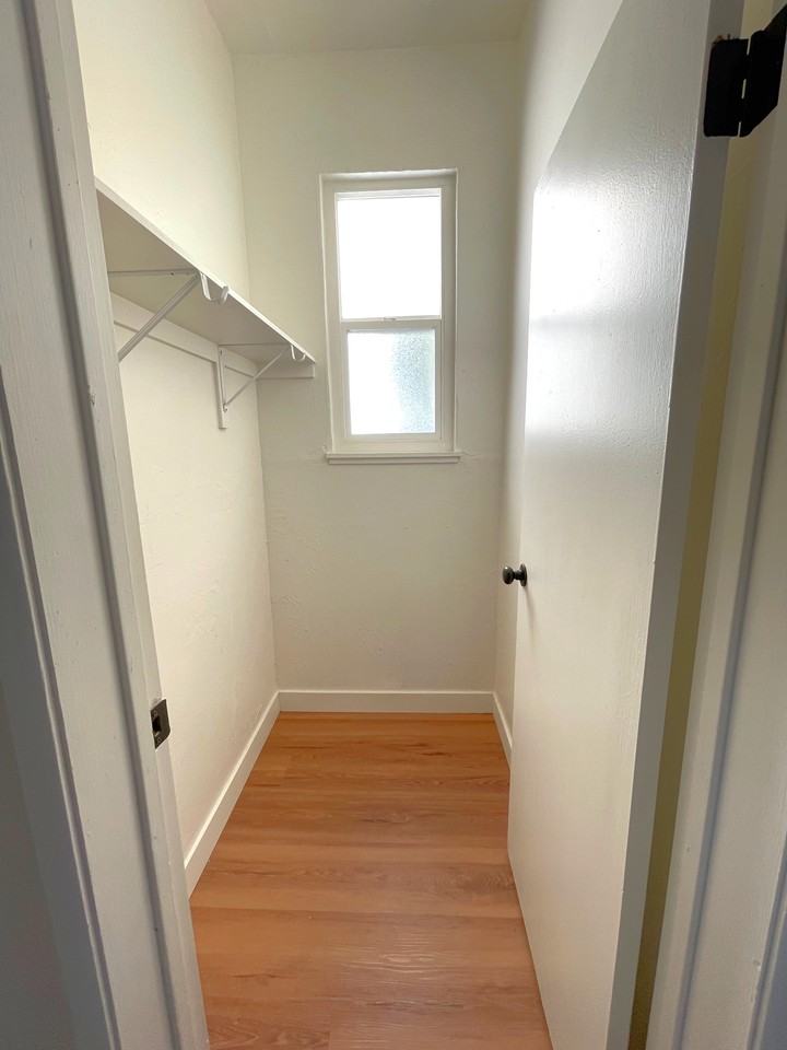 1923 West Street #1 - Photo 4 of 46