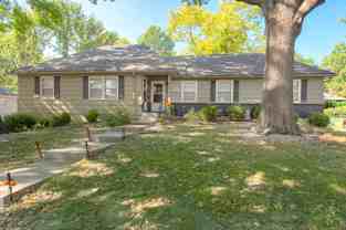 9608 Outlook Drive - Photo 1 of 1