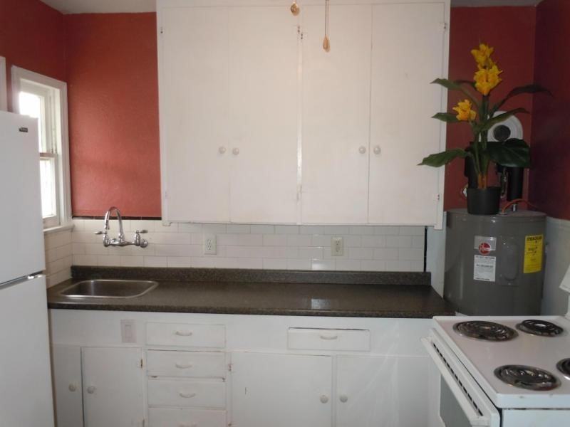 2814 S Alameda St - Photo 4 of 6