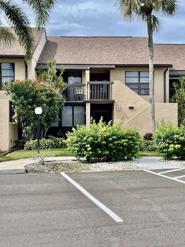 15493 Admiralty Circle #1