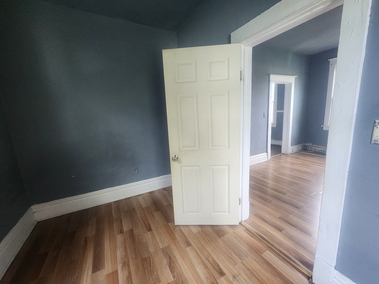 1613 1613 53rd Street-Front Upper - Photo 2 of 6