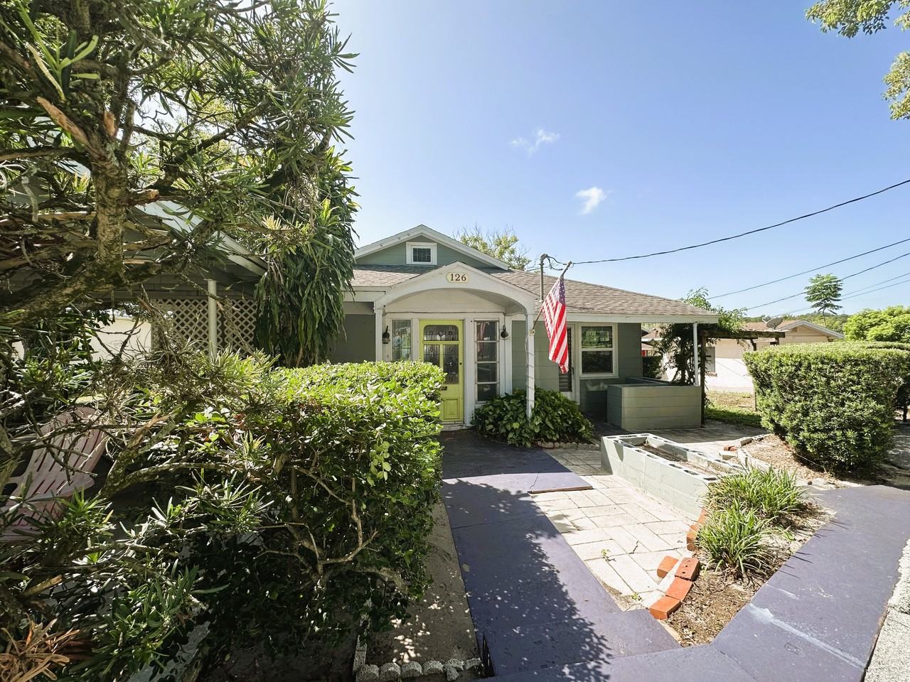 126 Ribbon Parkway #1