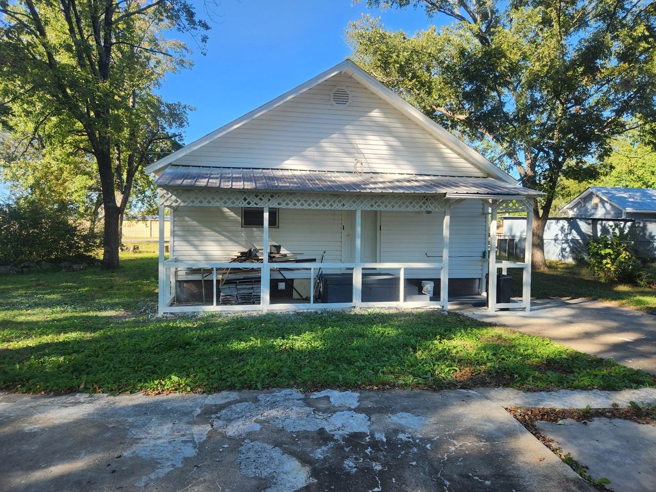 1116 East Academy Street #1 - Photo 3 of 15