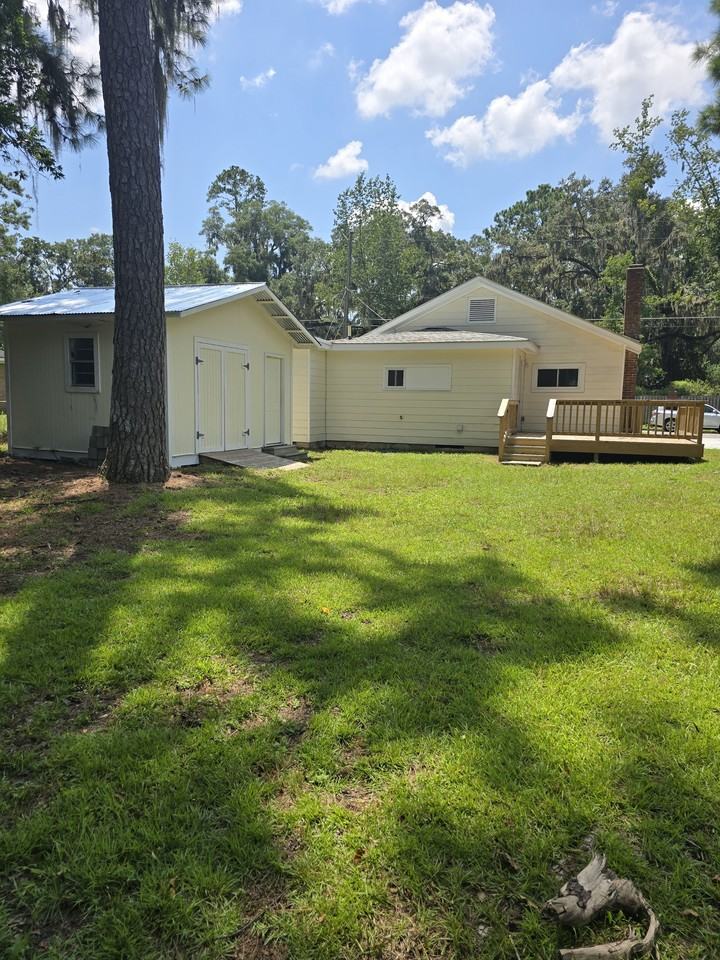 14 West Back Street #1 - Photo 4 of 14