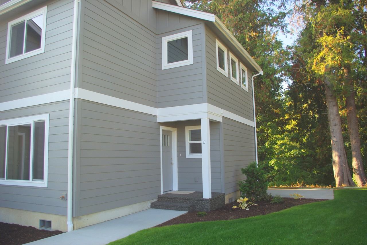 287 18th Street #D - Photo 2 of 18