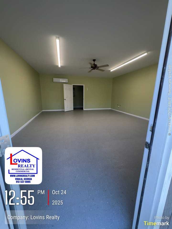 207 Mcintosh St #A2 - Photo 3 of 5