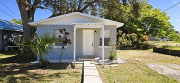 featured image of 134 E Street #1