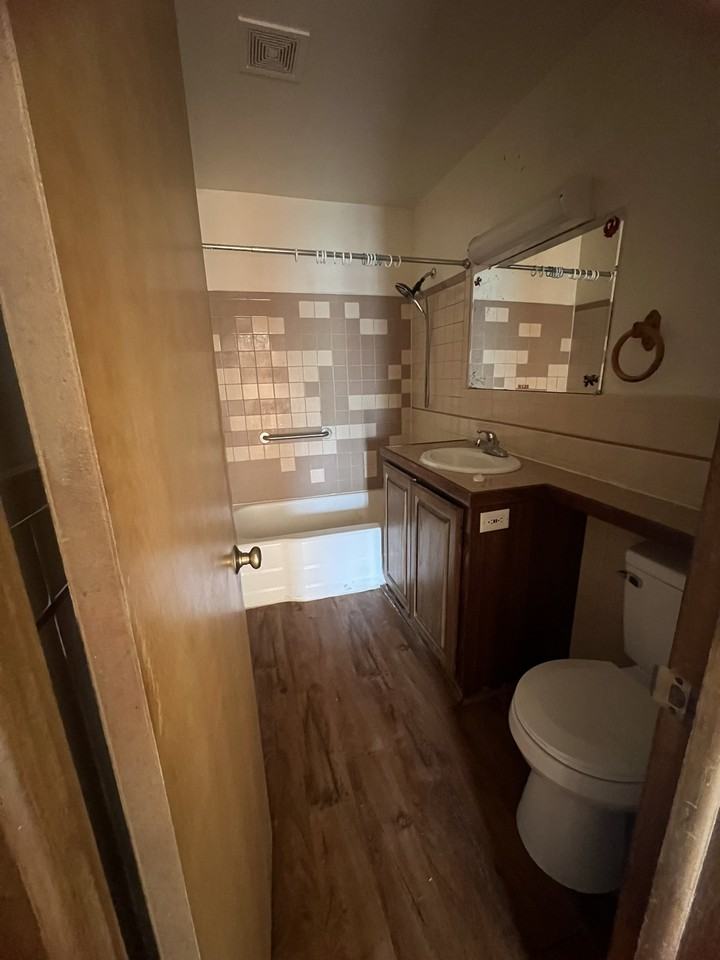 115 North 3rd Street #1 - Photo 2 of 6