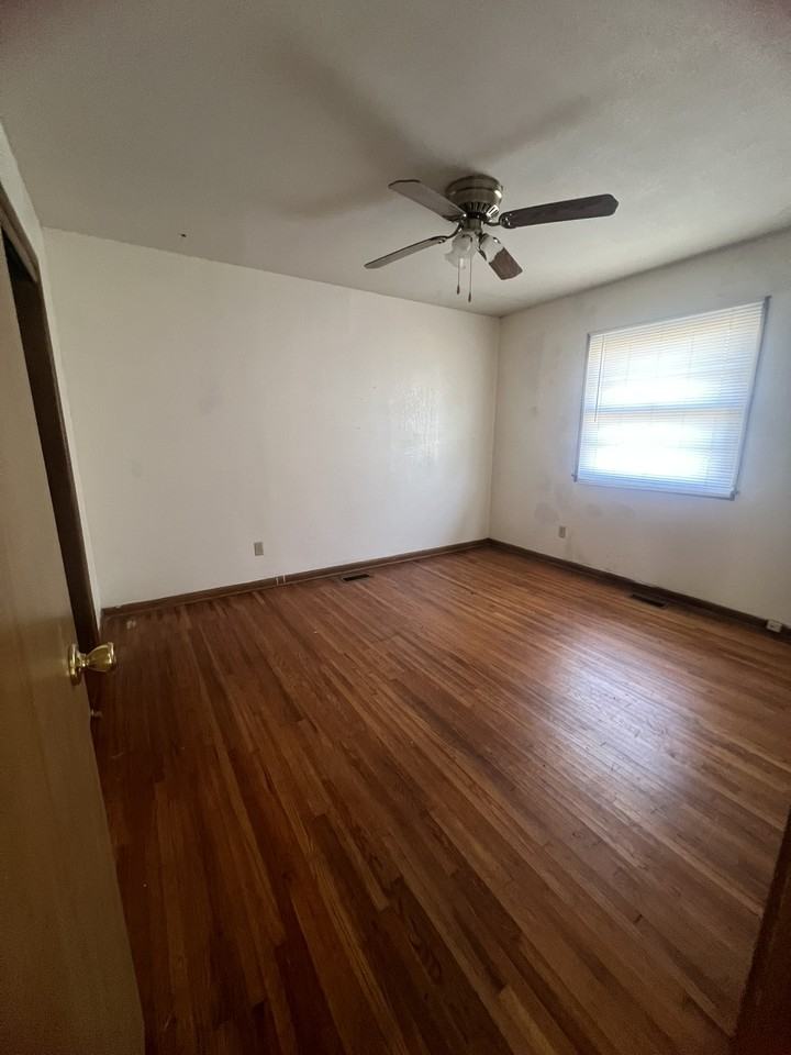 115 North 3rd Street #1 - Photo 5 of 6