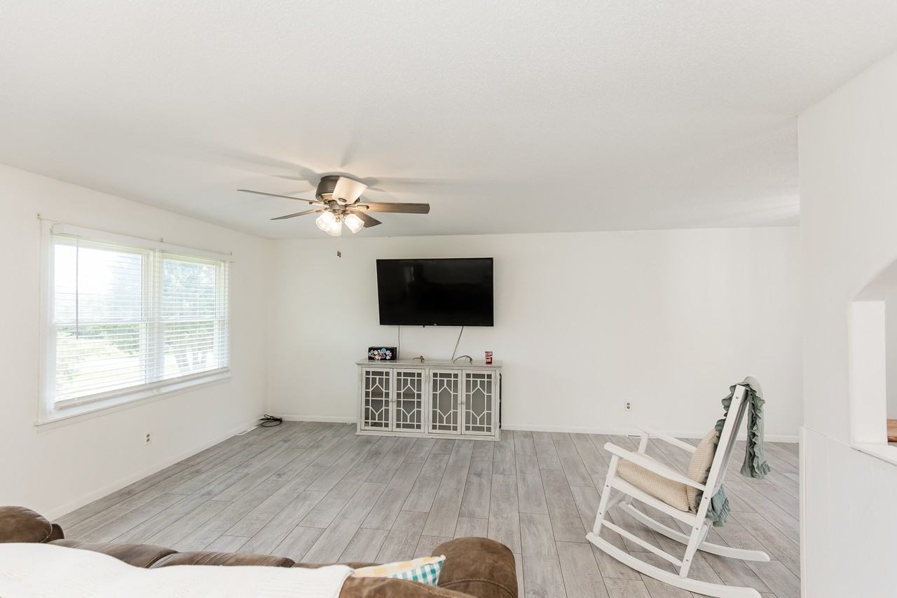 3409 Cedar Ln #1 - Photo 5 of 31