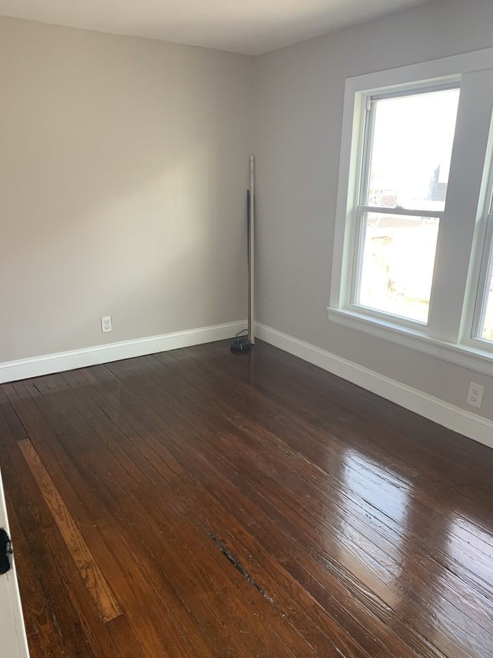 1812 Scarboro St #1 - Photo 6 of 14