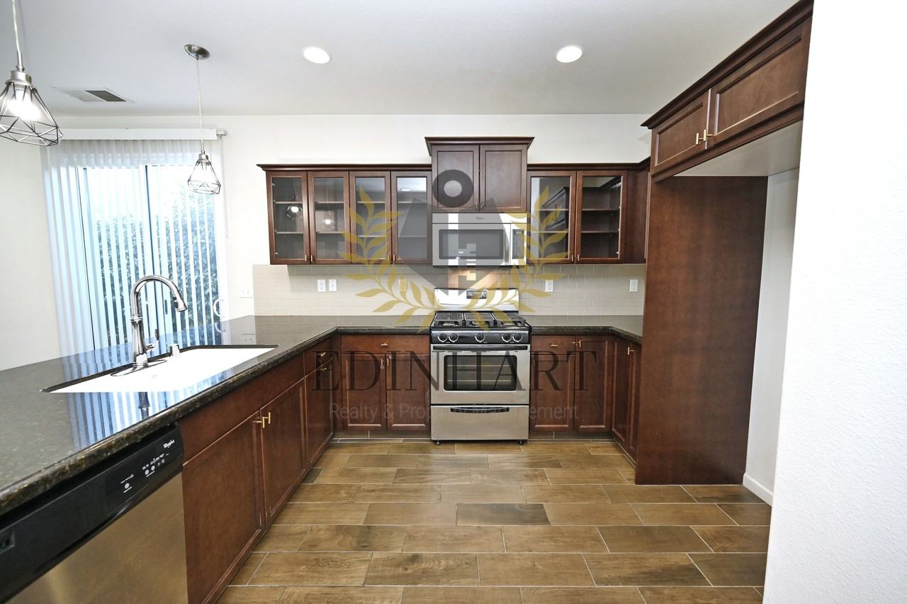 3238 Lahar Ln #1 - Photo 5 of 40