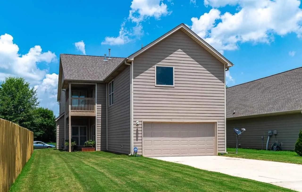 7102 Sutter Court Northwest #1 - Photo 6 of 27