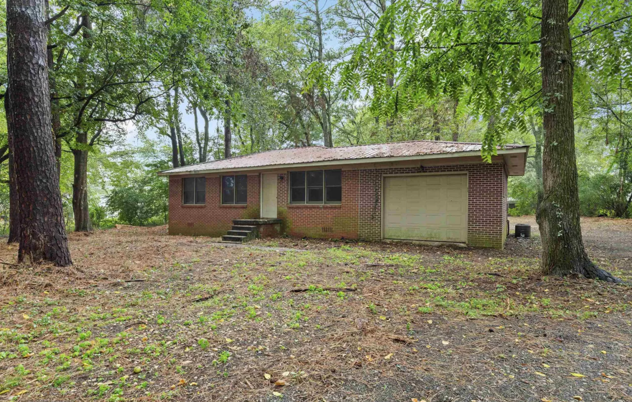 3972 Sullivan St #1 - Photo 3 of 19