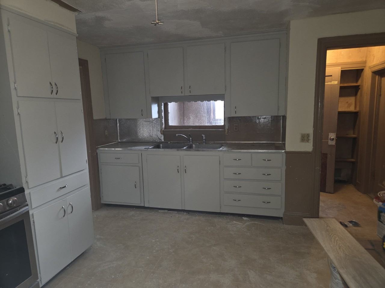 155 Thomas Street #1 - Photo 3 of 9