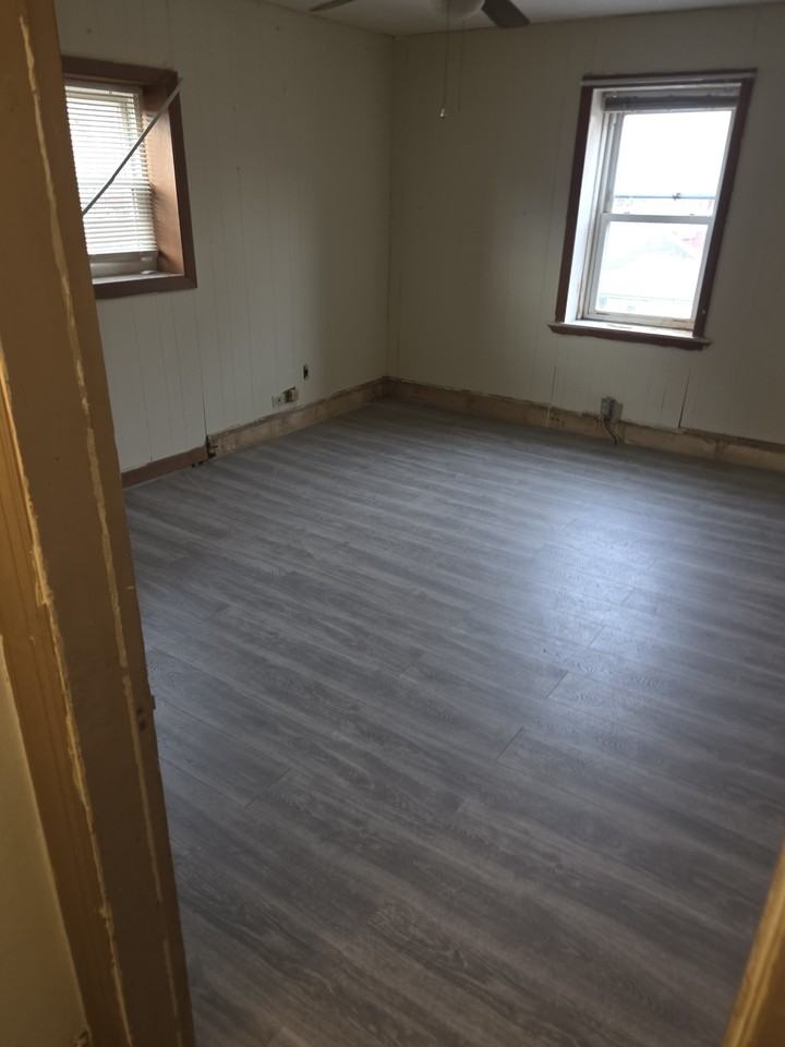 155 Thomas Street #1 - Photo 5 of 9