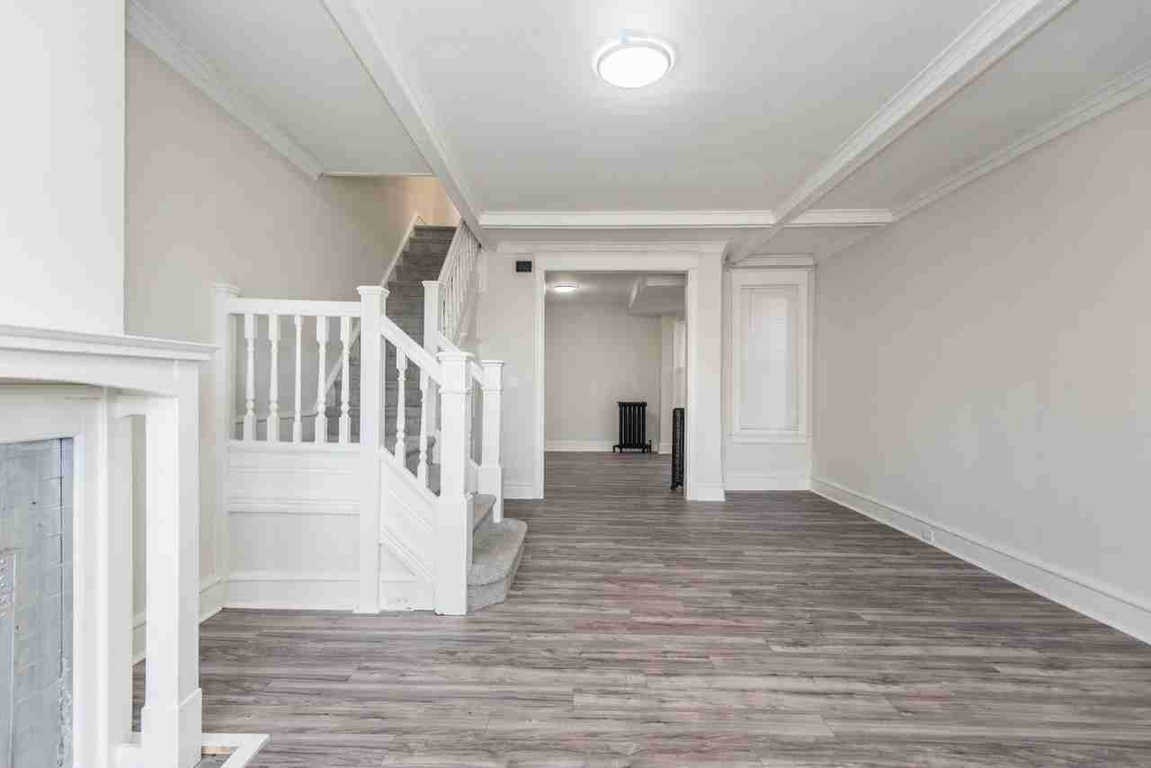 6029 West Jefferson Street #1 - Photo 2 of 21