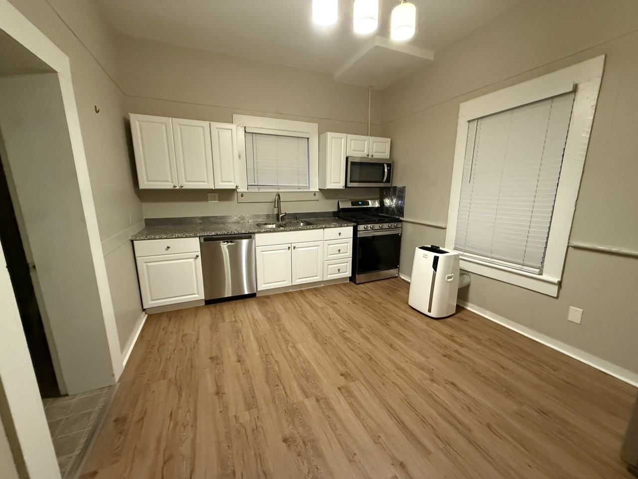 1001 Curran St Nw #1 - Photo 3 of 8