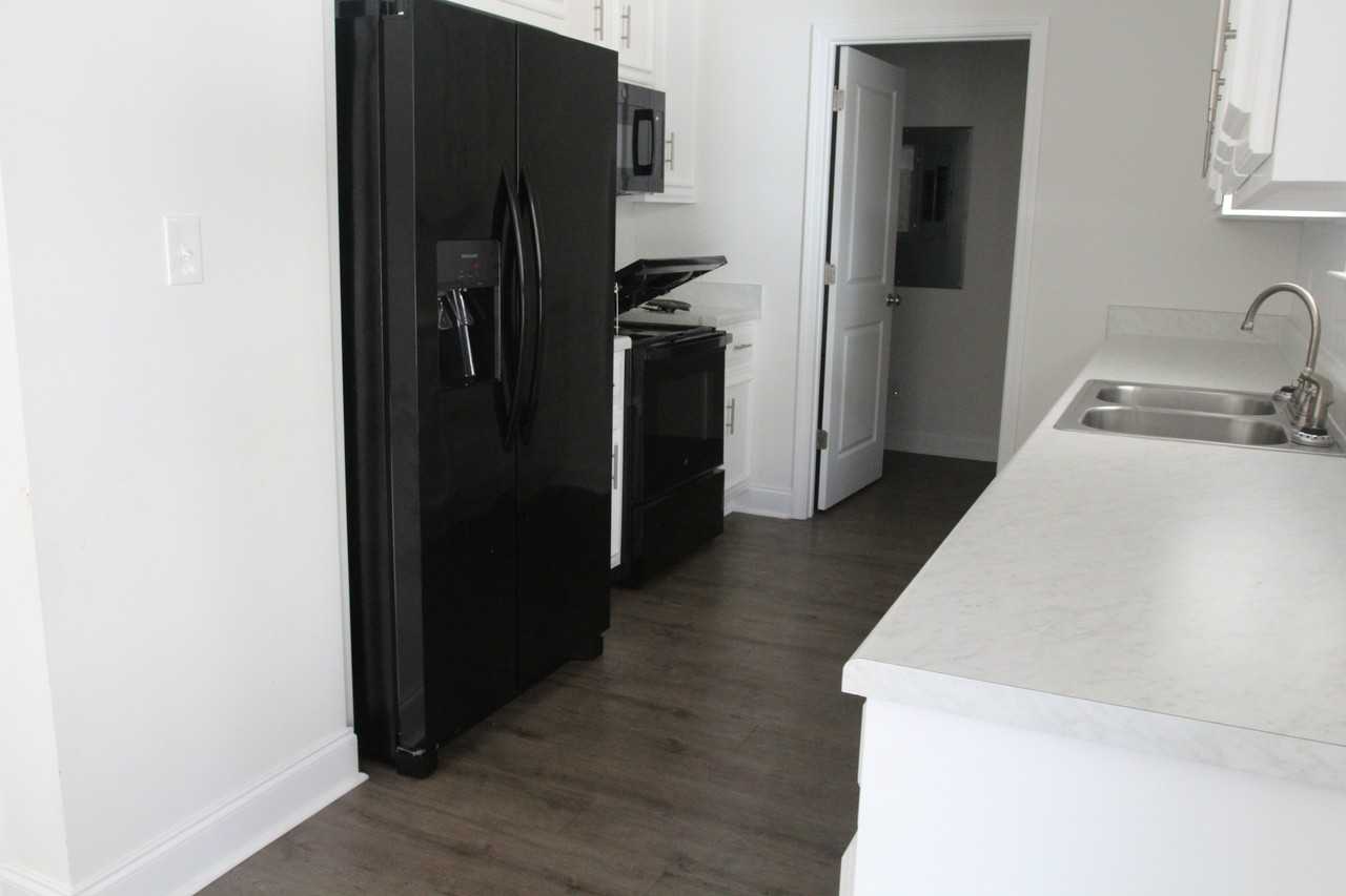 158 Toccoa Drive #1 - Photo 3 of 8