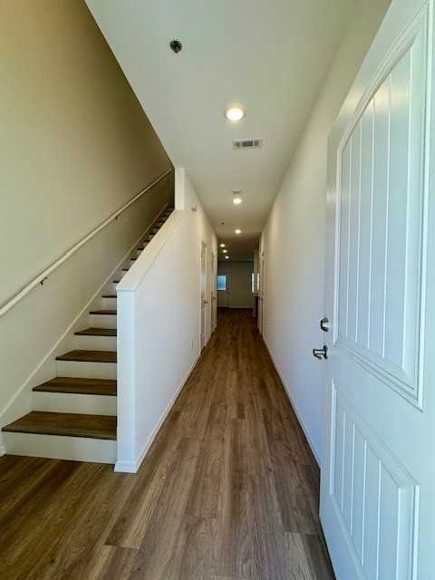 2807 W Mockingbird Ln #2807 - Photo 2 of 21