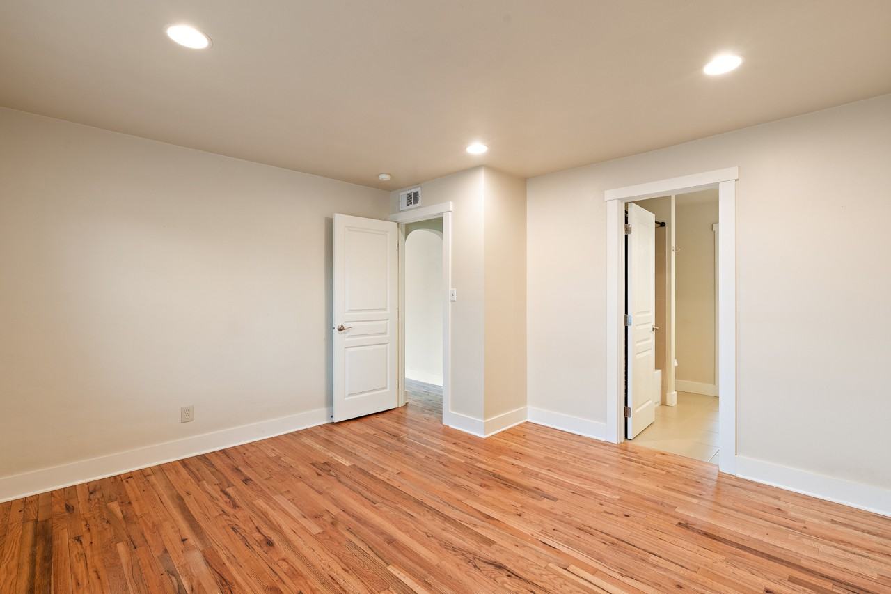 1218 S Roosevelt St #1 - Photo 5 of 20