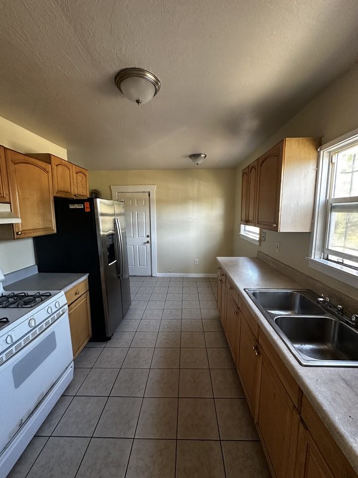 1577 80th Avenue #1 - Photo 6 of 8