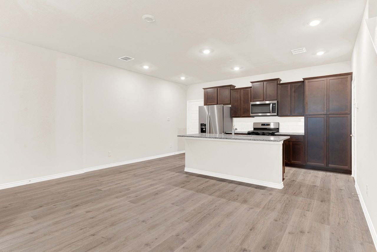 1943 Hellams Ln #1 - Photo 3 of 21