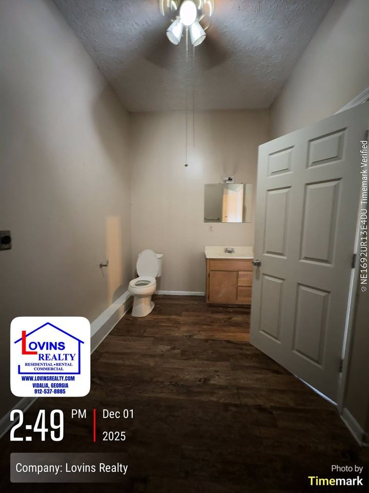 100 East 6th Street #116C - Photo 6 of 7