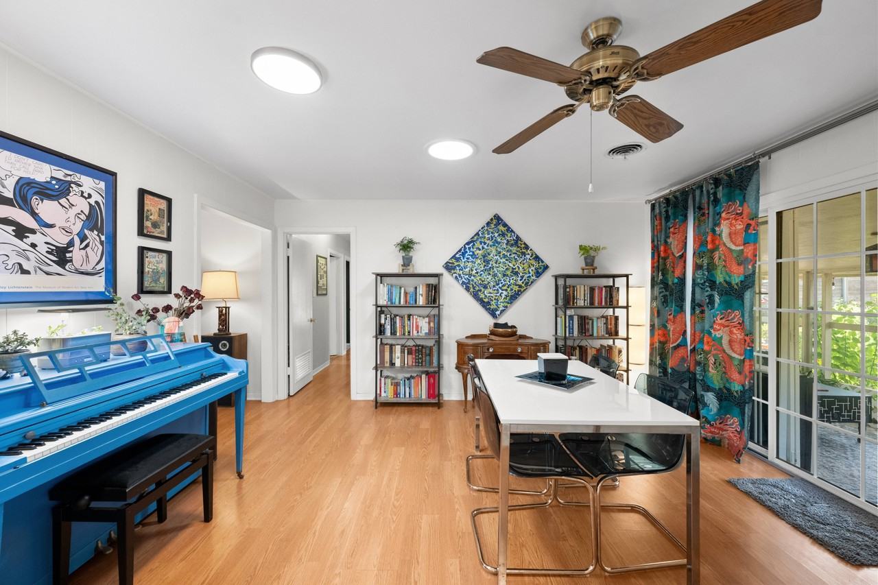 2702 Little John Lane #1 - Photo 3 of 7