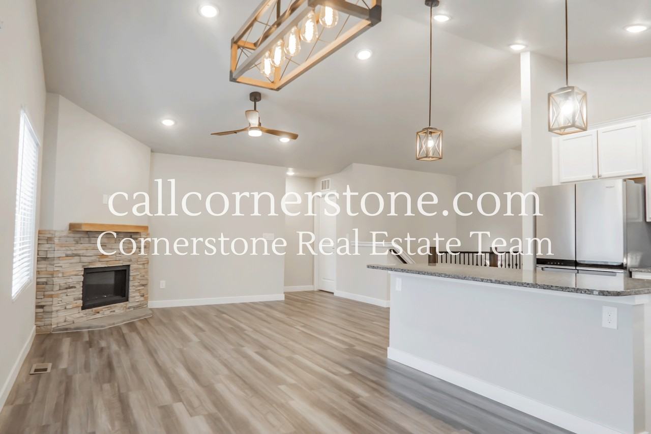 10565 Summer Ridge Drive #1 - Photo 4 of 32