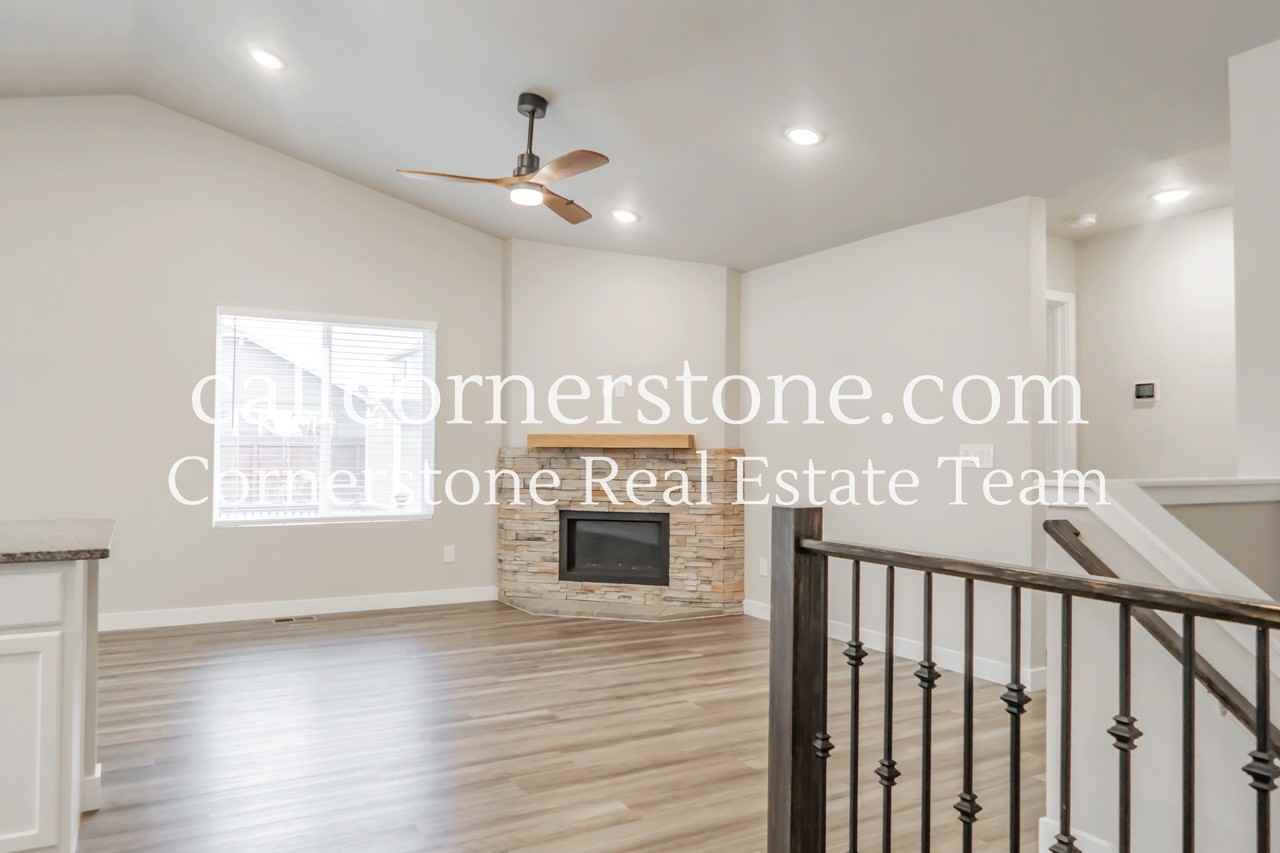 10565 Summer Ridge Drive #1 - Photo 5 of 32