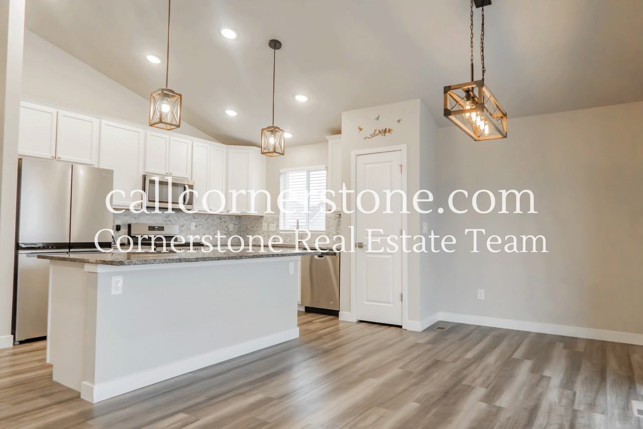 10565 Summer Ridge Drive #1 - Photo 7 of 32