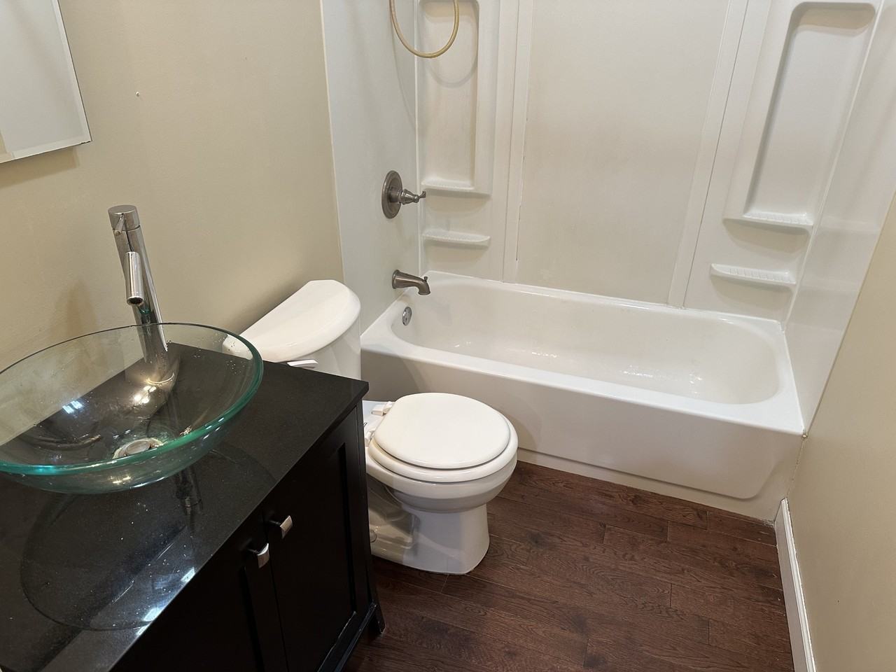 187 Old Niskayuna Rd #3 - Photo 5 of 8