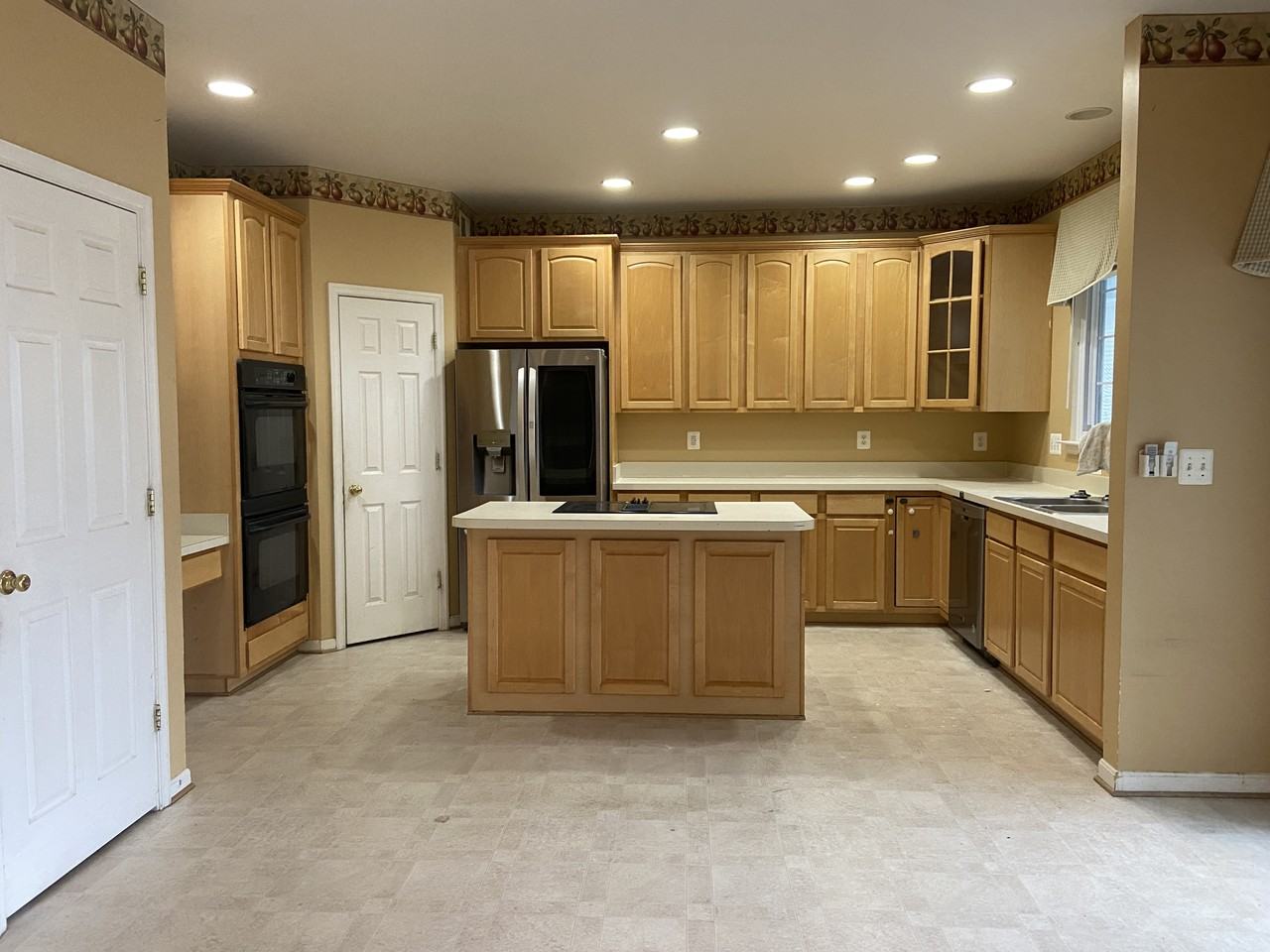 305 North Old Dominion Lane #1